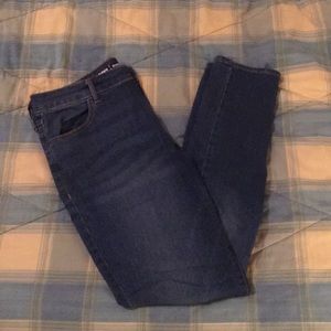 DONATED Skinny Medium Rinse Skinny Jeans